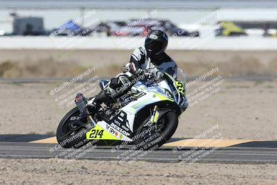 media/Oct-05-2025-CVMA (Sun) [[beeef4f201]]/Race 5-Amateur Supersport Open (Holeshot)/